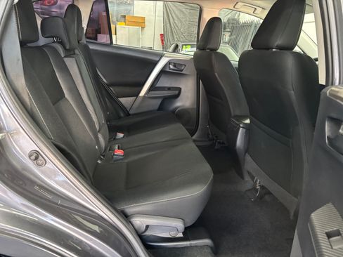 Used 2013 Toyota RAV4 XLE image 14