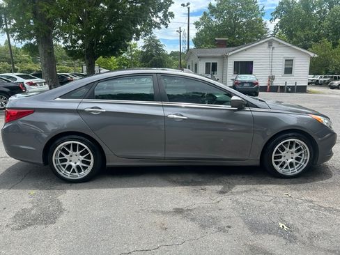 Used 2011 Hyundai Sonata SE FWD image 28