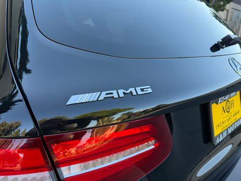 Used 2018 Mercedes-Benz GLC 43 AMG 4MATIC image 29