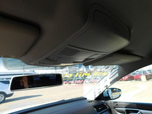 Used 2017 Volkswagen Passat 1.8T S image 20