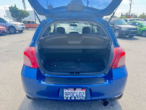 Used 2007 Toyota Yaris 2-Door Hatchback FWD image 21