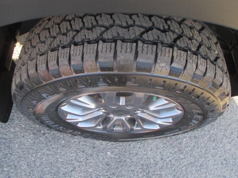 Used 2022 Ford Ranger XLT image 25