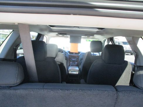Used 2013 Chevrolet Traverse LT image 54