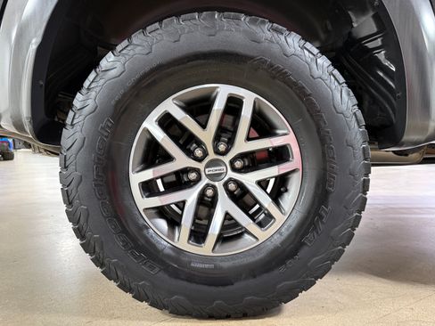Used 2018 Ford F150 4x4 Crew Cab Raptor image 16