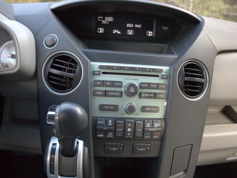 Used 2011 Honda Pilot EX-L image 21