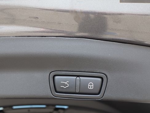 Used 2023 Alfa Romeo Stelvio Veloce image 37