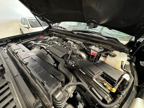 Used 2024 GMC Sierra 2500 4x4 Crew Cab AT4 image 12