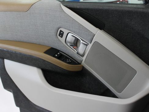 Used 2015 BMW i3 image 25