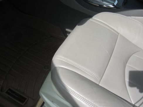 Used 2014 Buick Enclave CXL image 9