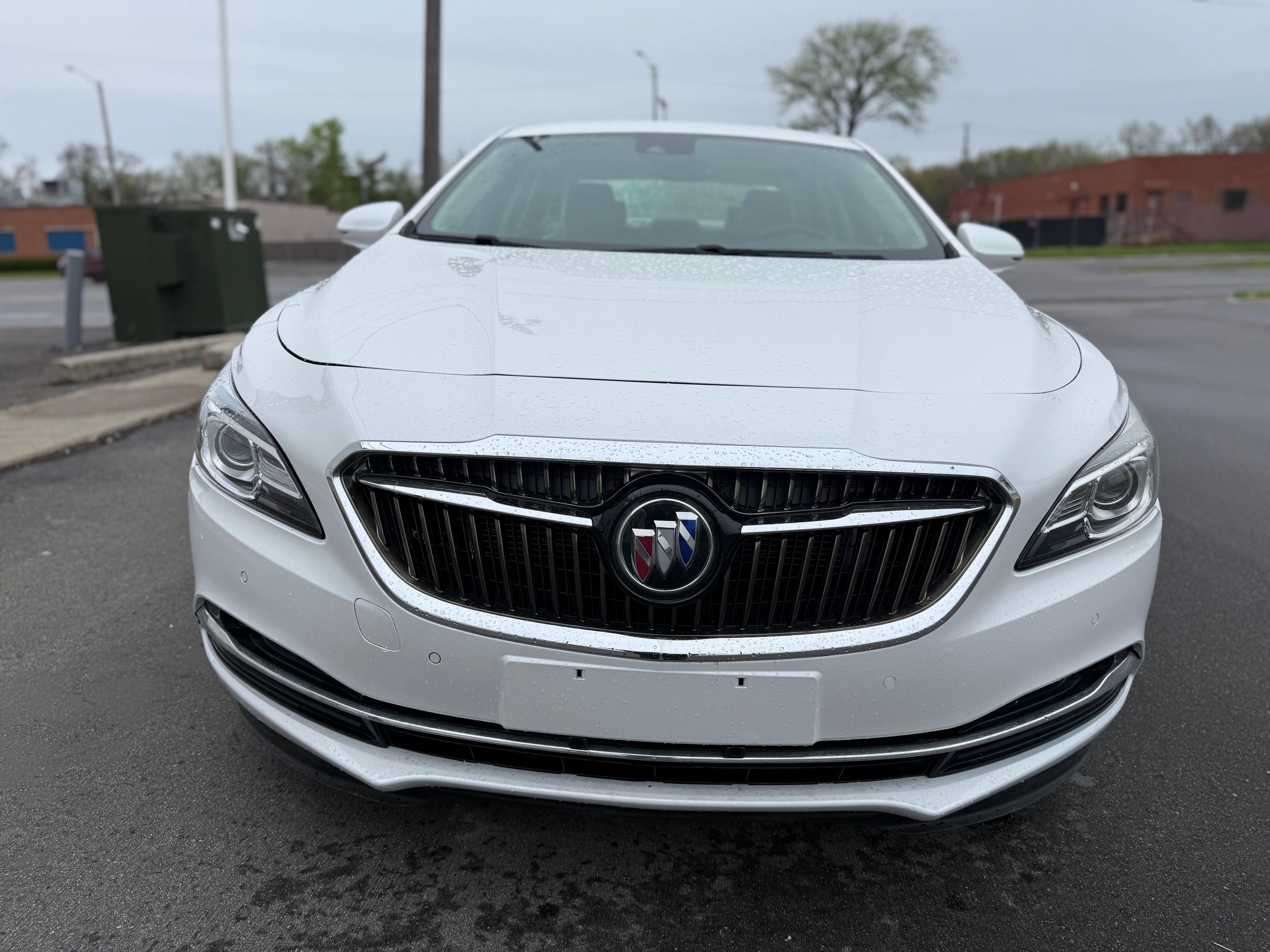 Used 2017 Buick LaCrosse Premium FWD image 2