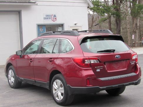 Used 2015 Subaru Outback 2.5i Premium image 5