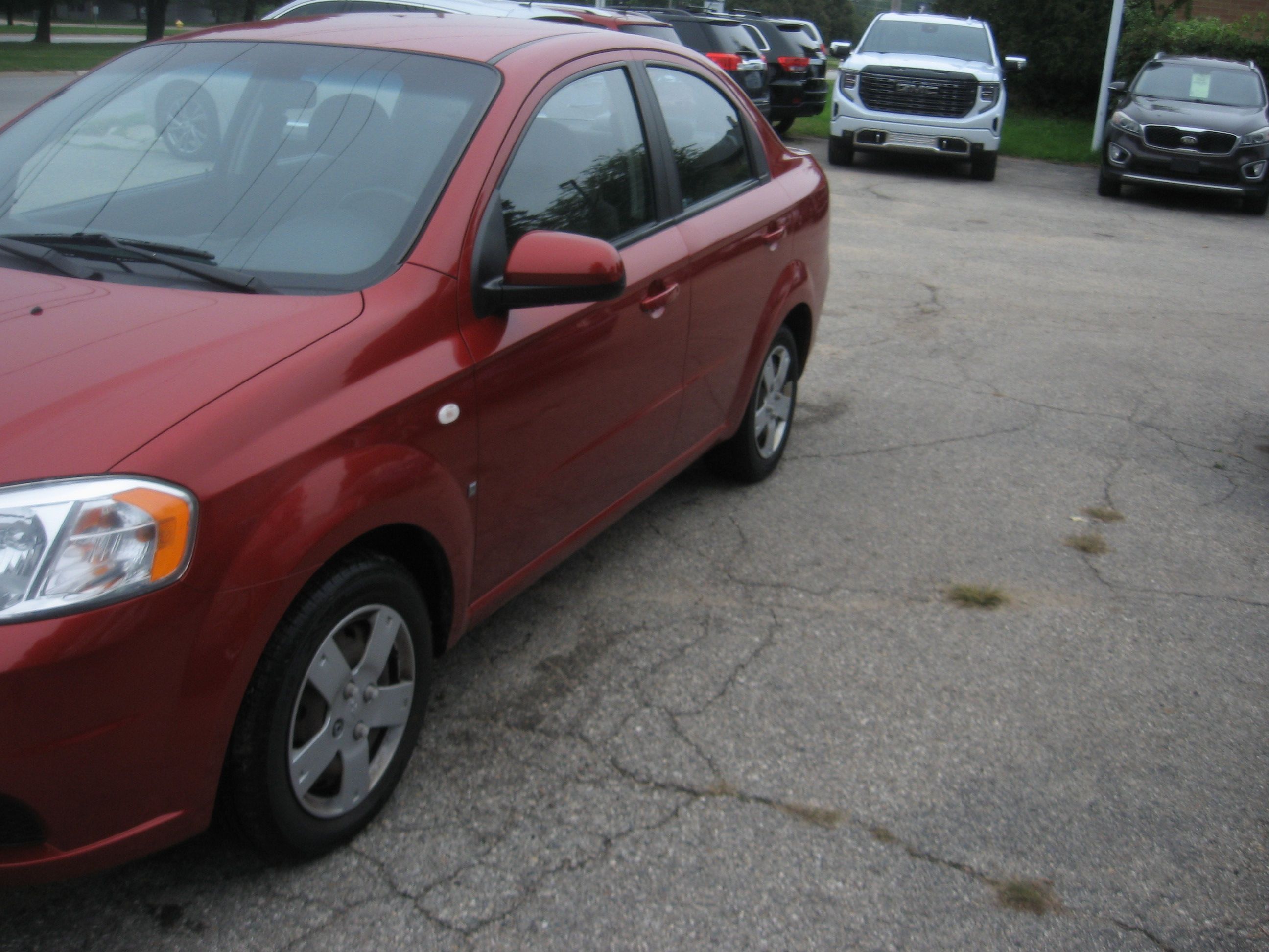 Used 2008 Chevrolet Aveo Sedan FWD image 1