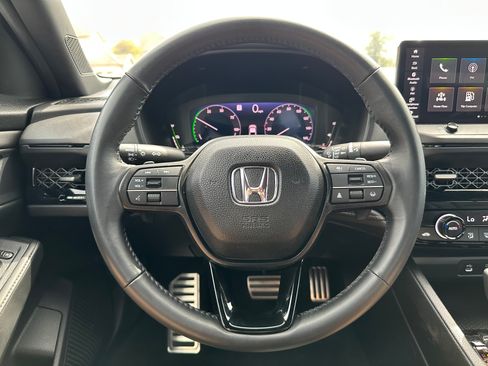 Used 2024 Honda Accord Hybrid Sport-L image 10