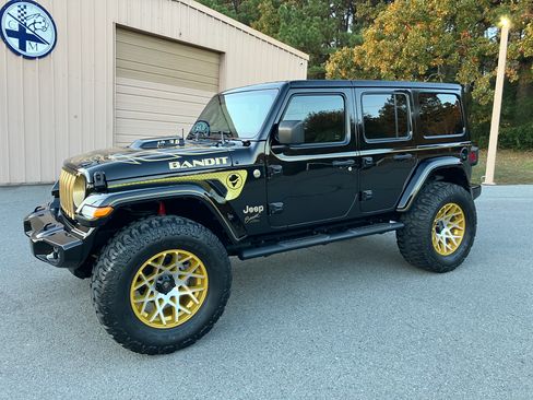 Used 2019 Jeep Wrangler Sport S image 1
