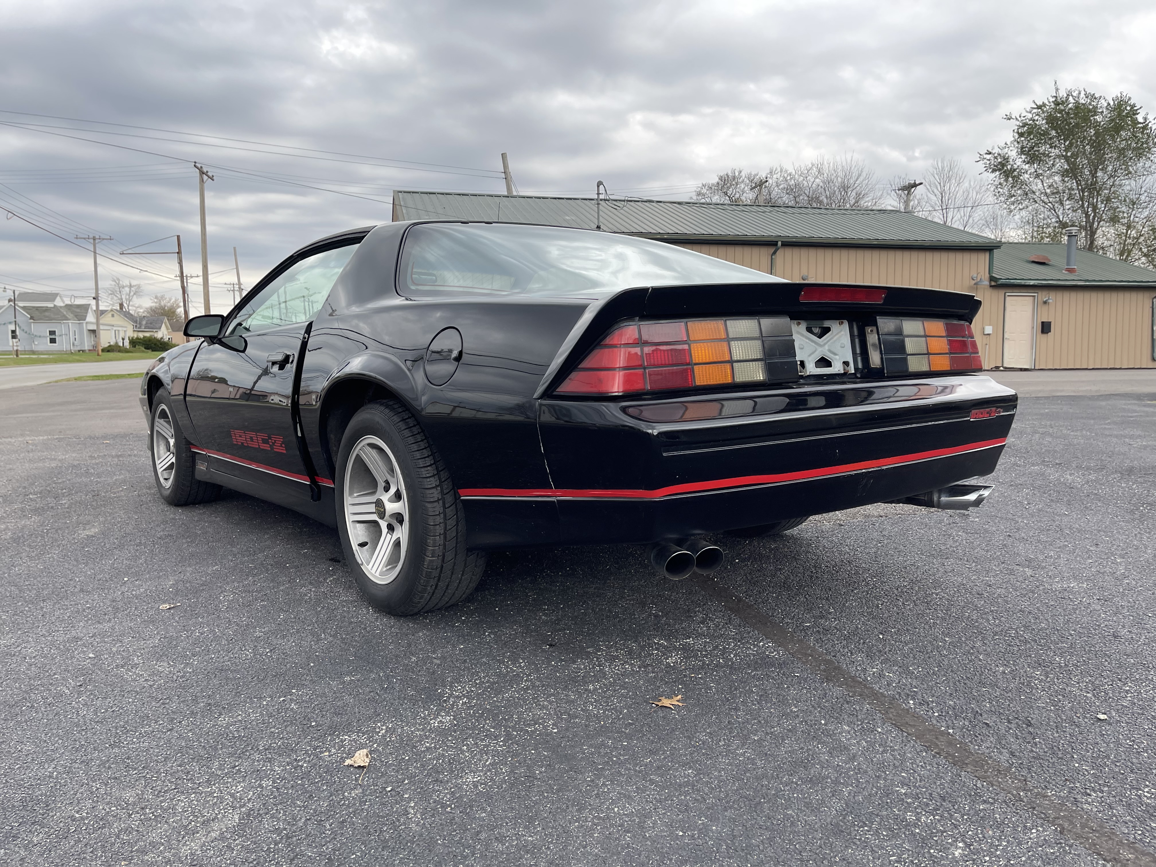 Used 1989 Chevrolet Camaro IROC-Z RWD image 22