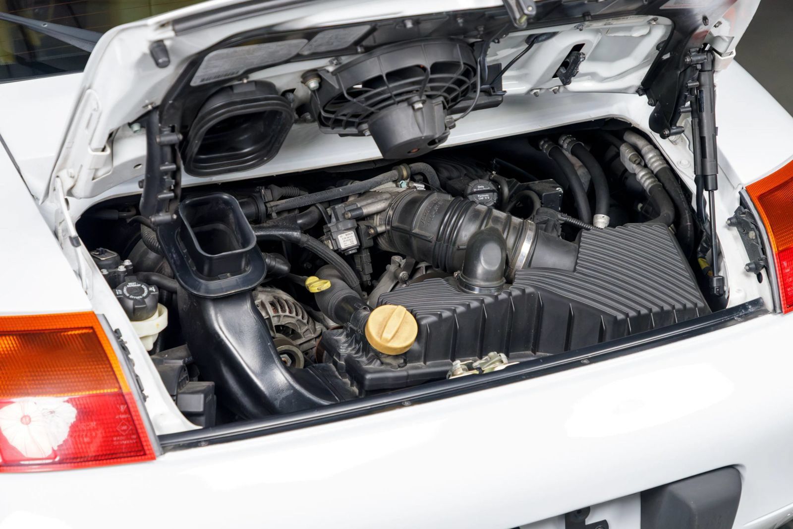 Used 1999 Porsche 911 Carrera image 20