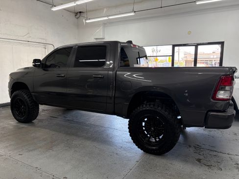 Used 2021 RAM 1500 2WD Crew Cab Big Horn image 6