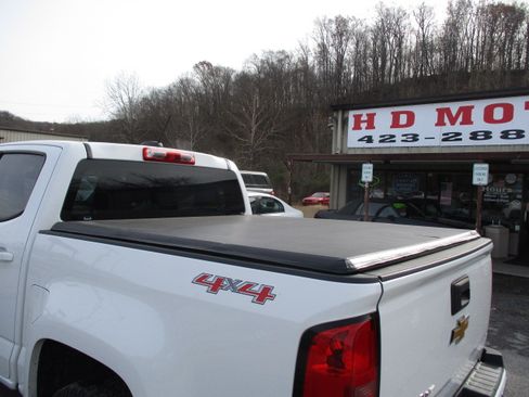 Used 2019 Chevrolet Colorado W/T image 11