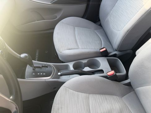 Used 2016 Hyundai Accent SE image 38