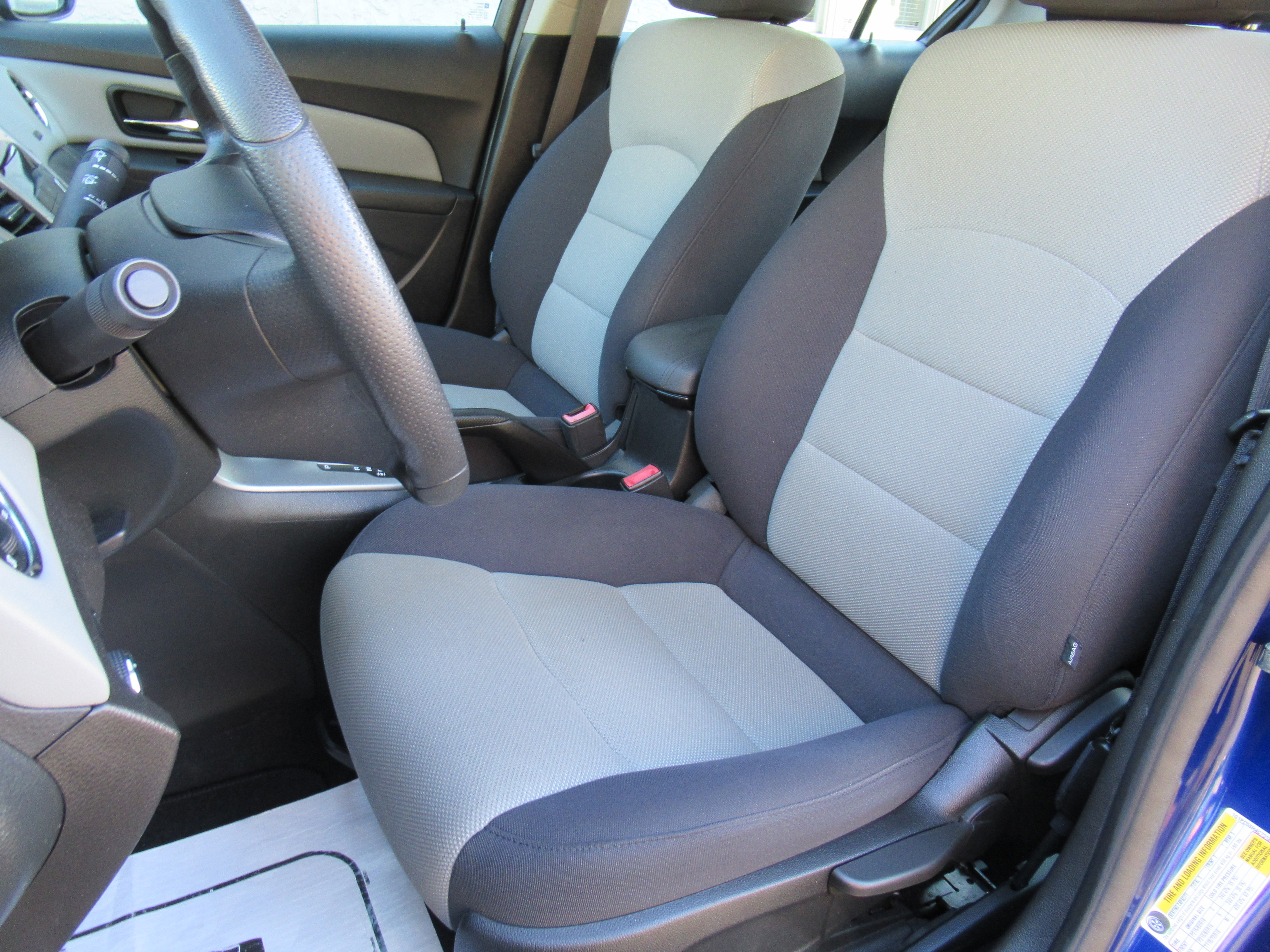 Used 2012 Chevrolet Cruze LS FWD image 15