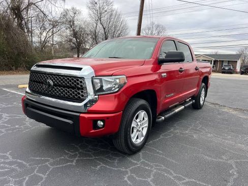 Used 2018 Toyota Tundra SR5 image 1