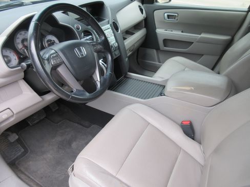 Used 2010 Honda Pilot 4WD EX-L image 3