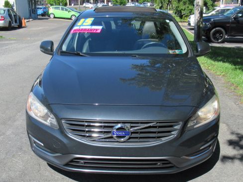 Used 2015 Volvo S60 T5 Premier Plus AWD image 3