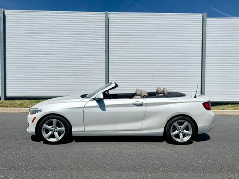 Used 2016 BMW 228i Convertible RWD image 8