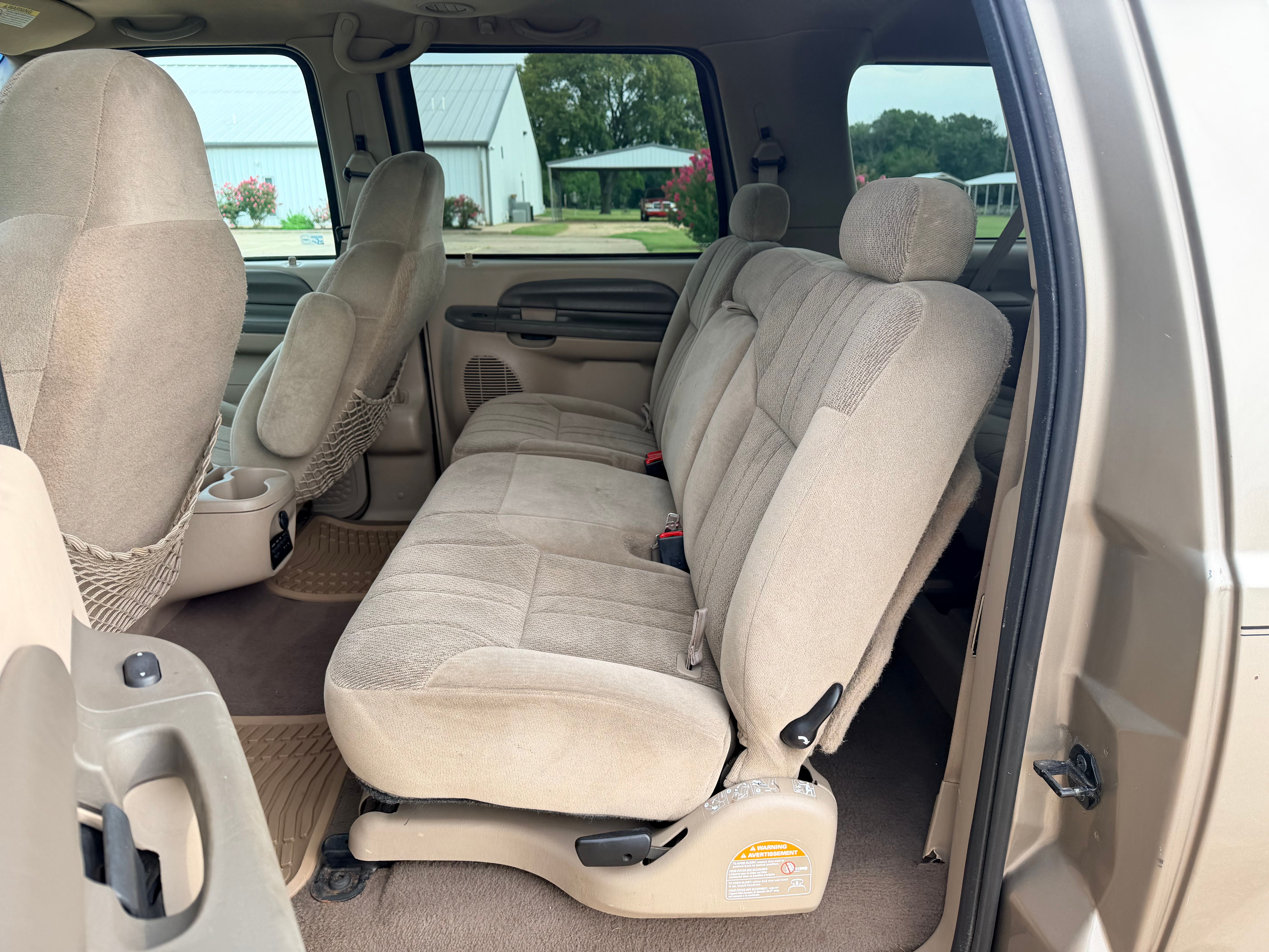 Used 2000 Ford Excursion 2WD XLT image 15