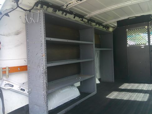 Used 2014 Chevrolet Express 2500 LS RWD image 7