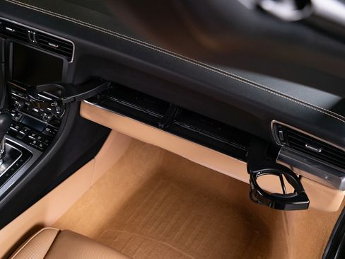 Used 2015 Porsche 911 Targa 4S image 81