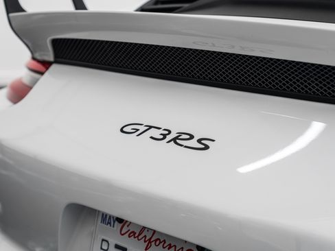 Used 2019 Porsche 911 GT3 RS Coupe RWD image 32