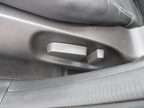 Used 2012 MAZDA MAZDA3 i Grand Touring image 15