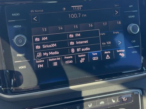 Used 2022 Volkswagen Atlas SE w/ Technology Package image 8