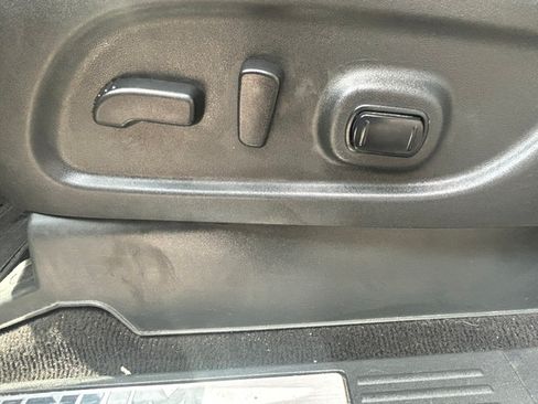 Used 2017 Nissan Titan XD 4x4 Crew Cab image 23