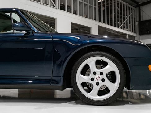 Used 1998 Porsche 911 Carrera S image 16