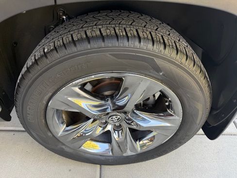 Used 2018 Toyota Highlander Limited Platinum image 24