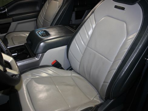 Used 2019 Ford F250 4x4 Crew Cab Limited image 21