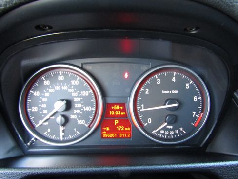 Used 2015 BMW X1 sDrive28i image 16