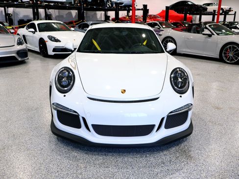 Used 2016 Porsche 911 GT3 RS RWD image 16