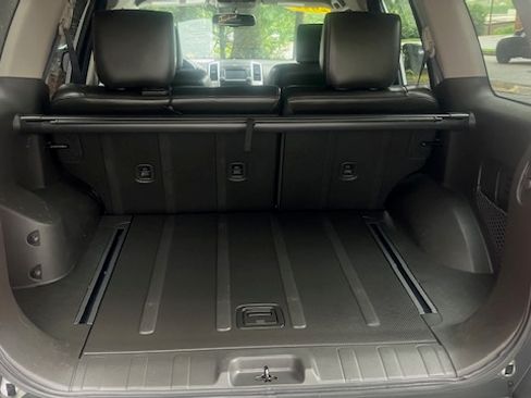 Used 2015 Nissan Xterra 4WD image 7