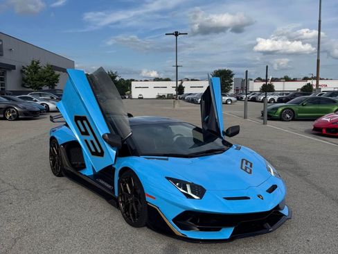 Used 2019 Lamborghini Aventador SVJ AWD/4WD image 1