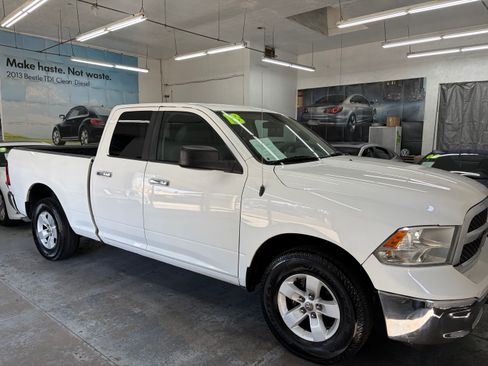 Used 2018 RAM 1500 2WD Quad Cab SLT image 8