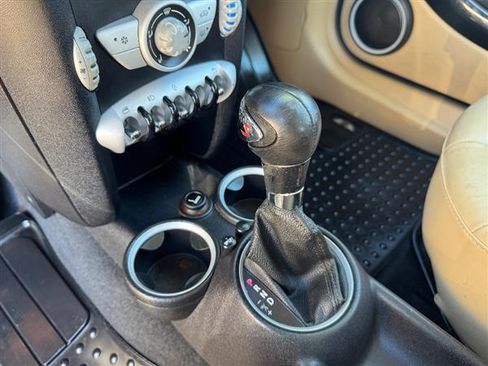 Used 2009 MINI Cooper Clubman S image 14
