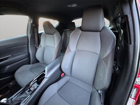 Used 2022 Toyota C-HR Nightshade image 17