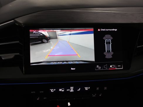 Used 2024 Audi Q4 e-tron Premium Plus image 24