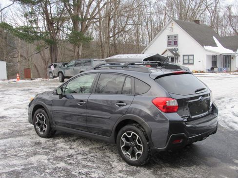 Used 2015 Subaru XV Crosstrek 2.0i Limited image 7