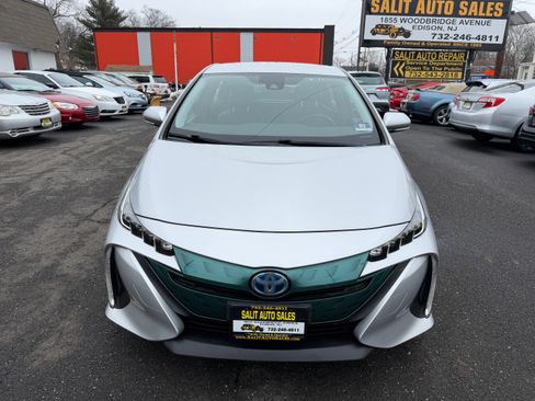 Used 2017 Toyota Prius Prime Premium image 20