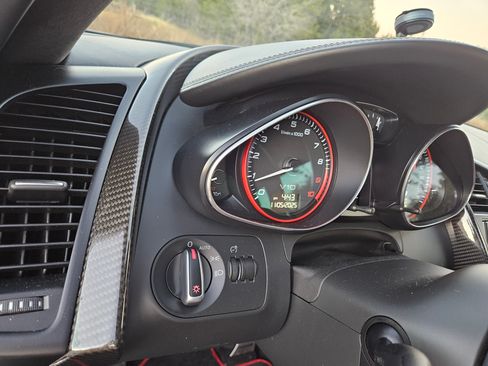 Used 2012 Audi R8 V10 image 20