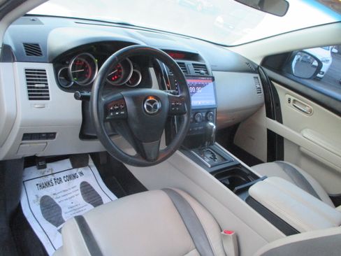 Used 2011 MAZDA CX-9 Touring image 4